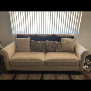 Big and small couche